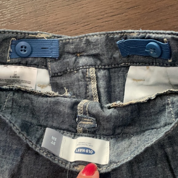 Lot set boys 3t shorts chambray old navy red white blue gap kids bundle - Picture 8 of 8